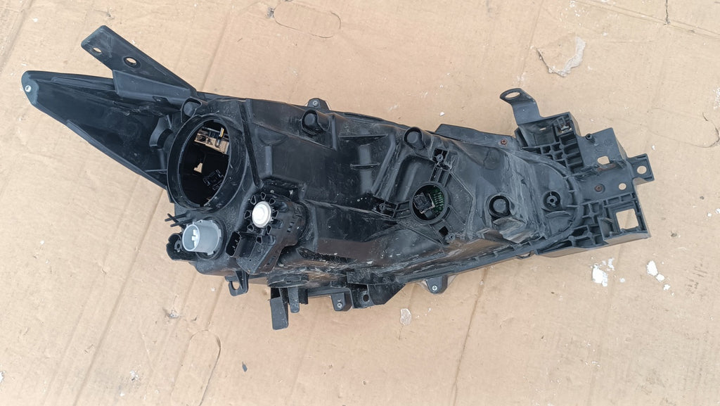 Frontscheinwerfer Mazda III Xenon Links Scheinwerfer Headlight SCH3533047269mq