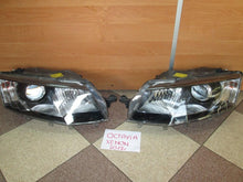 Load image into Gallery viewer, Frontscheinwerfer Skoda Octavia I Xenon Ein Stück (Rechts oder Links) Headlight SCH6589856218wr