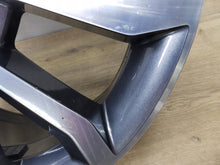 Laden Sie das Bild in den Galerie-Viewer, 1x Alufelge 17 Zoll 7.0&quot; 5x112 49ET Glanz Silber 5E0601025 Skoda Octavia Iii