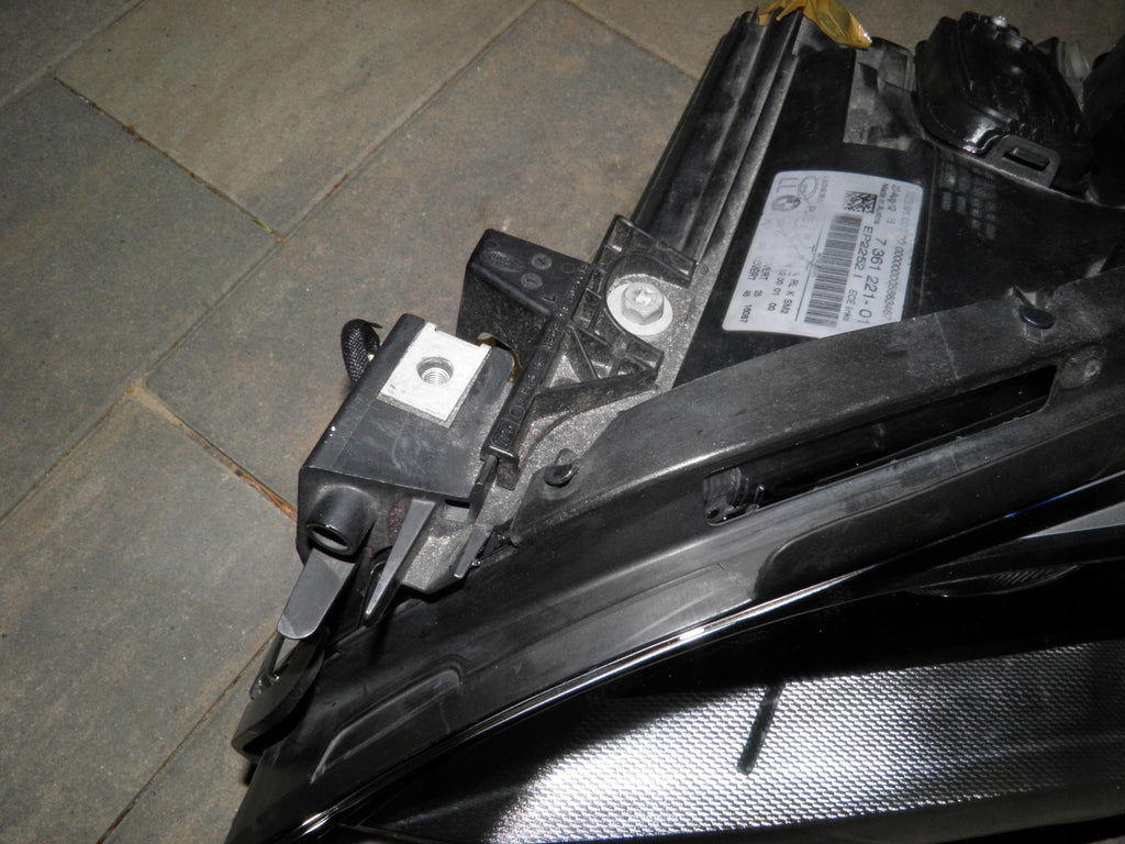 Frontscheinwerfer BMW F01 7361221-01 LED Ein Stück (Rechts oder Links) Headlight SCH2603649901nr