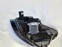 Laden Sie das Bild in den Galerie-Viewer, Frontscheinwerfer Tesla Model 3 1514953-00-E LED Rechts Scheinwerfer Headlight