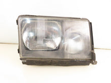 Laden Sie das Bild in den Galerie-Viewer, Frontscheinwerfer Mercedes-Benz W124 1248200261 Rechts Scheinwerfer Headlight SCH2647593648ce