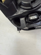 Laden Sie das Bild in den Galerie-Viewer, Frontscheinwerfer Ford Focus NAJX7B-13W030-AE Links Scheinwerfer Headlight SCH6362413615wm