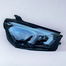 Laden Sie das Bild in den Galerie-Viewer, Frontscheinwerfer Mercedes-Benz Gle A1679065806 LED Rechts Headlight