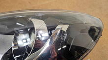Laden Sie das Bild in den Galerie-Viewer, Frontscheinwerfer Peugeot 108 90026268 LED Links Scheinwerfer Headlight SCH1585474609kx