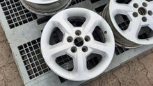 Laden Sie das Bild in den Galerie-Viewer, 4x Alufelge 16 Zoll 6.0" 5x110 Opel Rim Wheel FEL8355910188qd