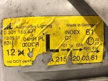 Laden Sie das Bild in den Galerie-Viewer, Frontscheinwerfer Mercedes-Benz C215 A2153200361 Links Scheinwerfer Headlight SCH9007163809wm