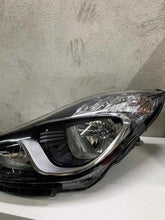 Load image into Gallery viewer, Frontscheinwerfer Hyundai Ix20 92101-1KXXX Ein Stück (Rechts oder Links) SCH9217104073qj