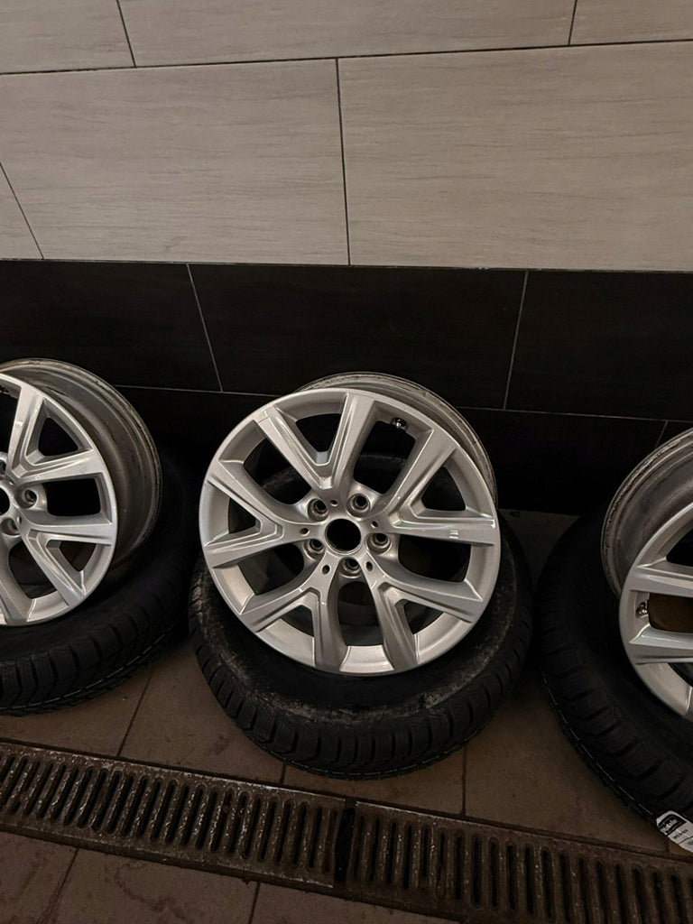 4x Alufelge 17 Zoll 6.5" 5x112 39ET Glanz Silber 6856076 BMW Rim Wheel FEL2581753320cz