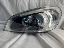 Laden Sie das Bild in den Galerie-Viewer, Frontscheinwerfer Volvo V60 S60 31299990 Xenon Links Scheinwerfer Headlight SCH3186207196yp