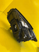 Laden Sie das Bild in den Galerie-Viewer, Frontscheinwerfer Mercedes-Benz W247 A2479062603 LED Rechts Headlight SCH1787513349ga