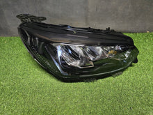 Laden Sie das Bild in den Galerie-Viewer, Frontscheinwerfer Peugeot 2008 208 II 9855524880 Full LED Rechts Headlight