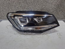 Laden Sie das Bild in den Galerie-Viewer, Frontscheinwerfer VW Caddy 2K1941032B Xenon Rechts Scheinwerfer Headlight SCH1094684819yu