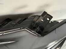 Laden Sie das Bild in den Galerie-Viewer, Frontscheinwerfer Mazda 6 1V7000777 Links Scheinwerfer Headlight SCH4878921109oz