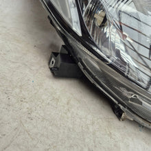 Load image into Gallery viewer, Frontscheinwerfer BMW 2 II DG8051030 Rechts Scheinwerfer Headlight SCH5178224600yy