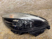 Load image into Gallery viewer, Frontscheinwerfer Renault Scenic 89906003 Ein Satz Scheinwerfer Headlight SCH5303145727lt