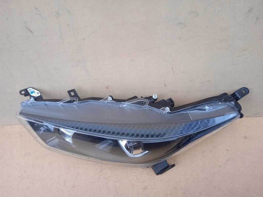 Frontscheinwerfer Toyota Yaris EUK0-6 Links Scheinwerfer Headlight SCH8531666497qb