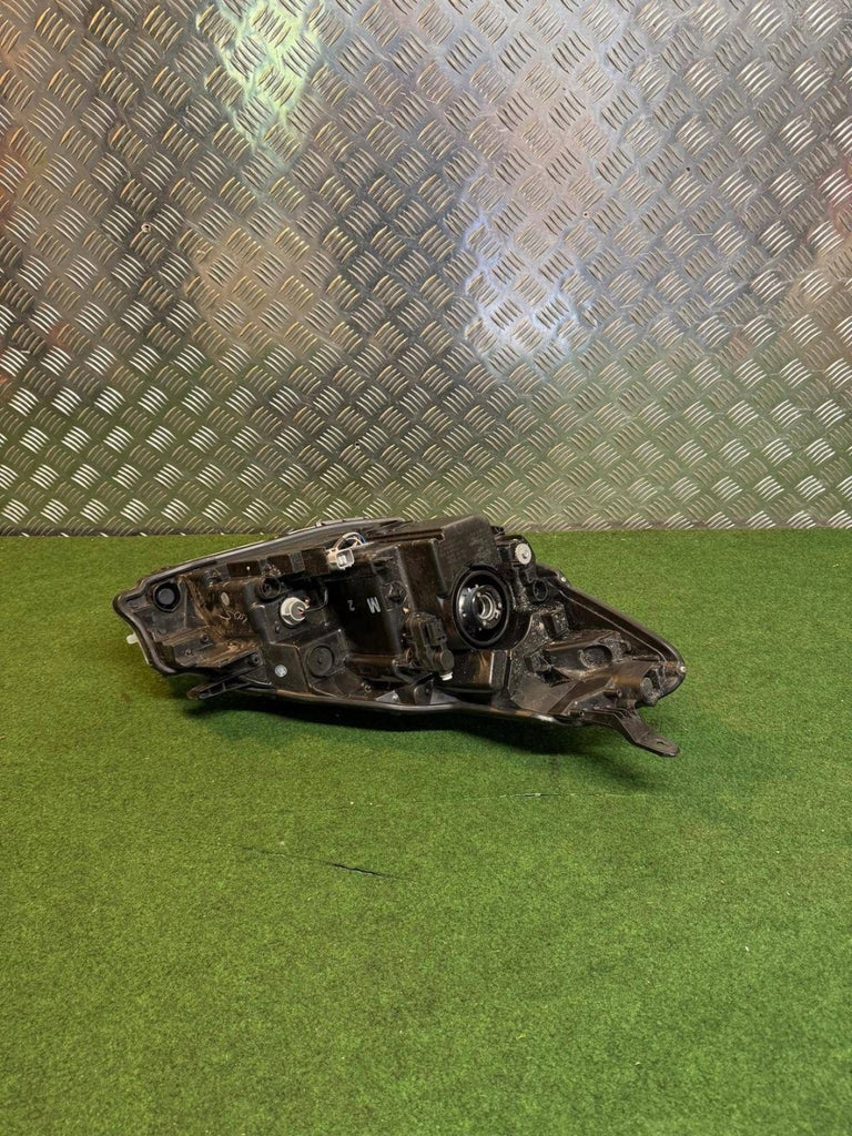 Frontscheinwerfer Toyota Yaris Links Scheinwerfer Headlight SCH5118357168yh