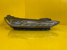 Laden Sie das Bild in den Galerie-Viewer, Frontscheinwerfer Hyundai Kona 92208-J90 LED Rechts Scheinwerfer Headlight SCH1668984215ly