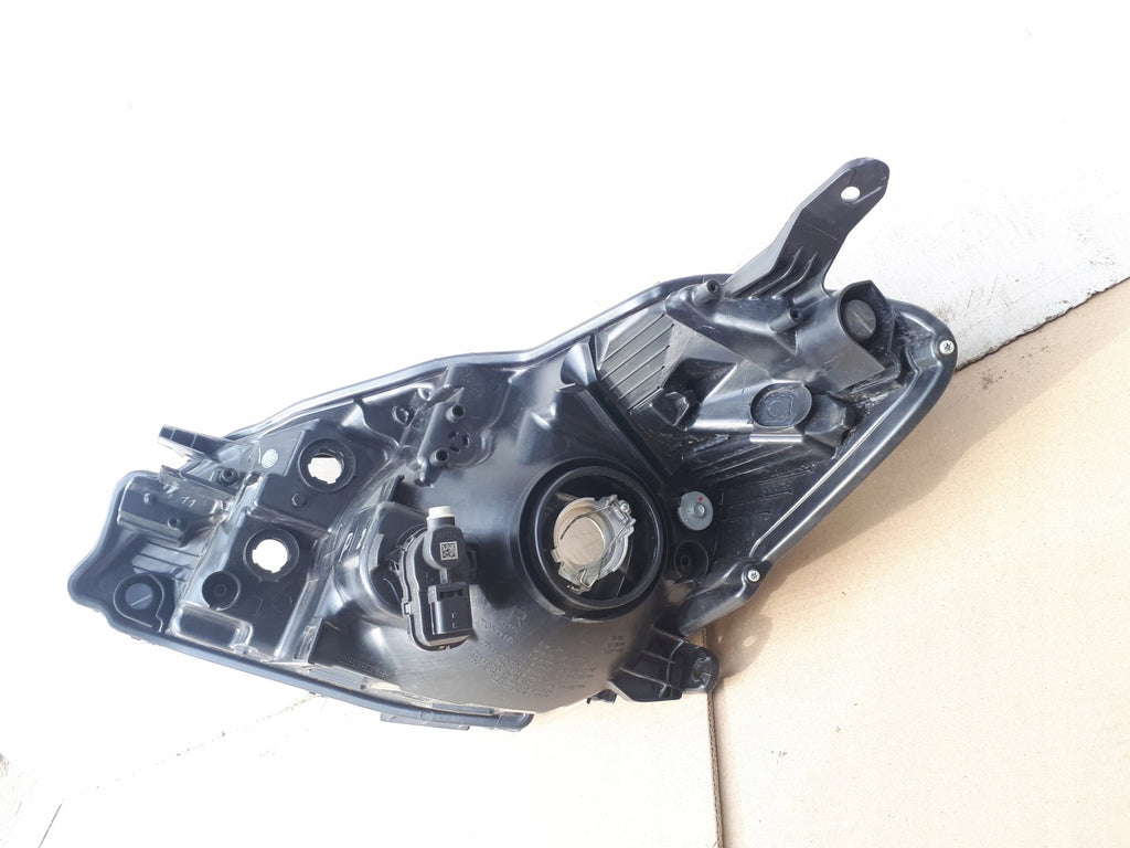 Frontscheinwerfer Toyota Yaris Rechts Scheinwerfer Headlight