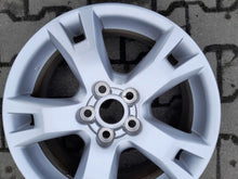 Load image into Gallery viewer, 1x Alufelge 17 Zoll 7.0" 5x114.3 45ET Glanz Silber Toyota Rav Rim Wheel FEL9087102699bn