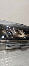 Laden Sie das Bild in den Galerie-Viewer, Frontscheinwerfer Ford Focus NX7B13E014CF LED Rechts Scheinwerfer Headlight SCH5395051147br