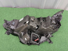 Laden Sie das Bild in den Galerie-Viewer, Frontscheinwerfer Renault Megane IV 260106126R Rechts Scheinwerfer Headlight SCH8024087068cs