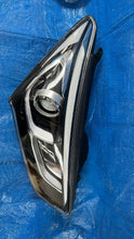 Laden Sie das Bild in den Galerie-Viewer, Frontscheinwerfer Hyundai Santa Fe LED Rechts Scheinwerfer Headlight