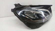 Laden Sie das Bild in den Galerie-Viewer, Frontscheinwerfer Mercedes-Benz A2139069003- 85122000 LED Rechts Headlight SCH9321551005dl