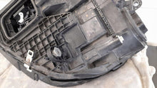 Laden Sie das Bild in den Galerie-Viewer, Frontscheinwerfer Mercedes-Benz Gle Rechts Scheinwerfer Headlight