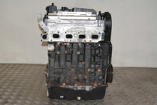 Laden Sie das Bild in den Galerie-Viewer, Motor Audi Seat Skoda VW CRKB CRKA 1.6 TDI 2015 Diesel Engine Unkomplett