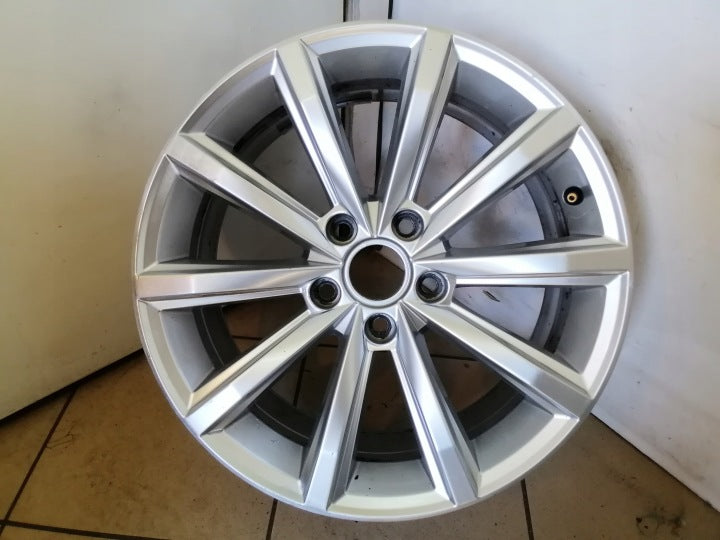 1x Alufelge 17 Zoll 7.0" 5x112 40ET Glanz Silber 3G0601025D VW I Rim Wheel FEL1351940349wv