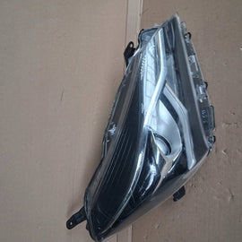 Frontscheinwerfer Toyota Yaris Rechts Scheinwerfer Headlight SCH3237965905me