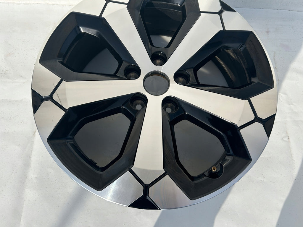 1x Alufelge 18 Zoll 6.5" 5x114.3 32ET Glanz 403005630R Dacia Duster Rim Wheel FEL4211363954mf