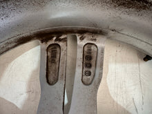 Load image into Gallery viewer, 1x Alufelge 19 Zoll 10.0" 5x120 37ET Glanz 7846787 BMW Rim Wheel FEL9260073269rm