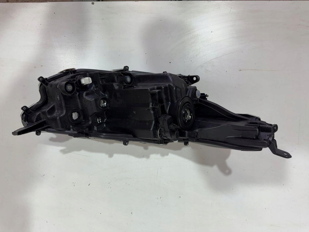 Frontscheinwerfer Toyota 4 Yaris GRG29081408 Ein Stück (Rechts oder Links)