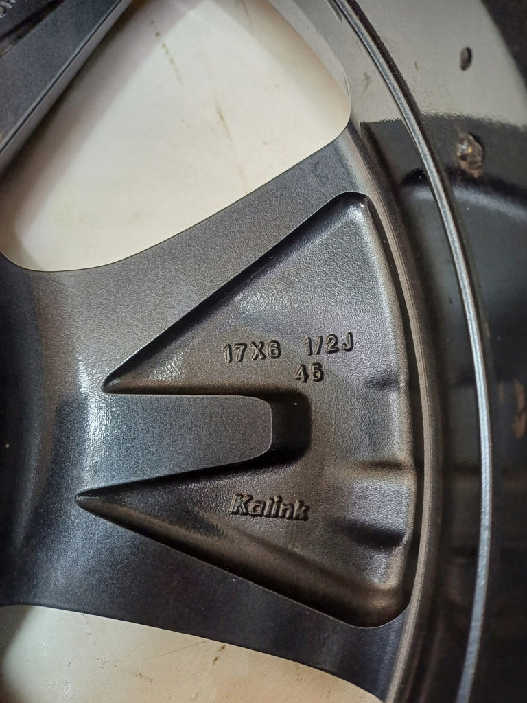 1x Alufelge 17 Zoll 6.5" 5x114.3 45ET 5SH3E Mg Rim Wheel FEL1841132078nl
