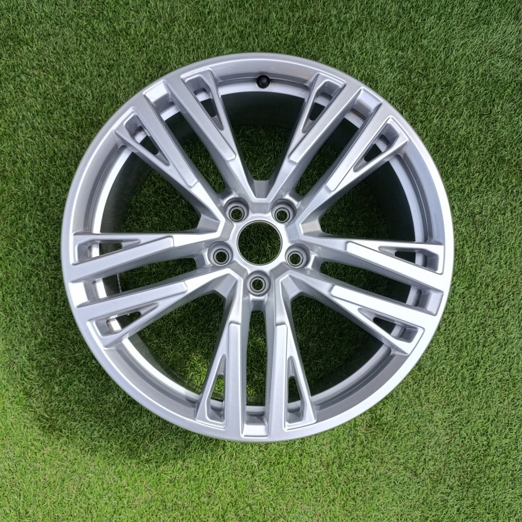 1x Alufelge 19 Zoll 8.0" 5x112 44ET Glanz 8B3601025AS Audi A5 Rim Wheel FEL1835208542kv