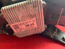 Laden Sie das Bild in den Galerie-Viewer, Frontscheinwerfer Skoda Superb III 3V1941016E Rechts Scheinwerfer Headlight SCH8429991941yp
