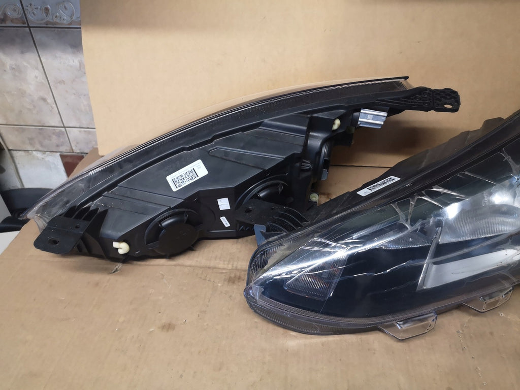 Frontscheinwerfer Ford Focus JX7B-13W029-DE JX7B-13W030-DE LED Rechts oder Links