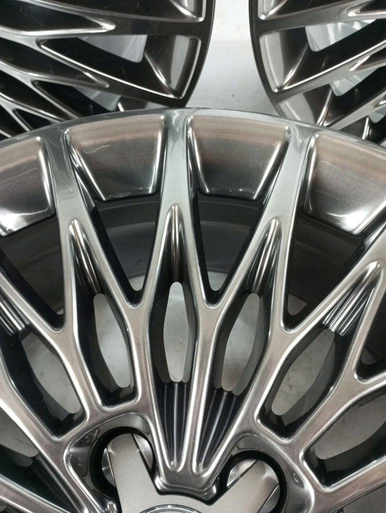4x Alufelge 18 Zoll 8.0" 5x112 46ET Glanz 8V0601025AE Audi A3 Rim Wheel FEL3931822916ly