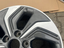 Load image into Gallery viewer, 1x Alufelge 16 Zoll 6.5&quot; 5x114.3 52910-CM100-422 Hyundai Kona Rim Wheel