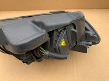 Load image into Gallery viewer, Frontscheinwerfer Audi Q7 4L0941029A Xenon Ein Stück (Rechts oder Links) SCH3782518621ag