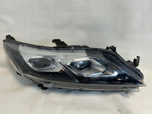 Laden Sie das Bild in den Galerie-Viewer, Frontscheinwerfer Mitsubishi Eclipse LED Rechts Scheinwerfer Headlight