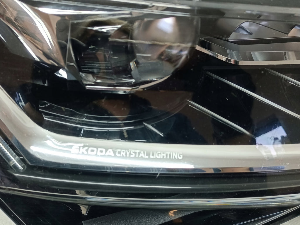 Frontscheinwerfer Skoda Superb 3V1941016D LED Rechts Scheinwerfer Headlight SCH9864314765et