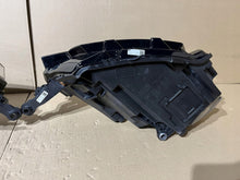 Laden Sie das Bild in den Galerie-Viewer, Frontscheinwerfer Skoda Kamiq 658941015 658941016 LED Ein Satz Headlight SCH6674063969ma