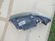 Laden Sie das Bild in den Galerie-Viewer, Frontscheinwerfer Seat Toledo II 67742701 LED Rechts Scheinwerfer Headlight