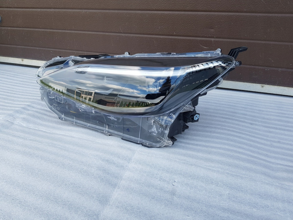 Frontscheinwerfer Toyota Yaris Cross 0D-314L LED Links Scheinwerfer Headlight SCH9922185371kx