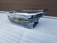 Load image into Gallery viewer, Frontscheinwerfer Toyota Yaris Cross 0D-314L LED Links Scheinwerfer Headlight SCH9922185371kx