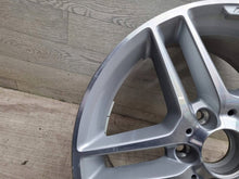 Laden Sie das Bild in den Galerie-Viewer, 1x Alufelge 17 Zoll 5x112 A2044012400 Mercedes-Benz W204 Rim Wheel FEL2275024600px